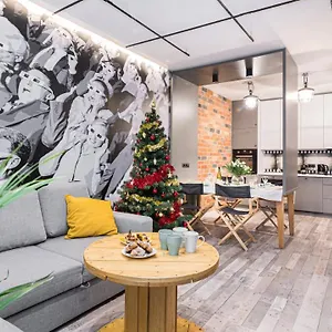Апартаменты Maya's Flats & 24 - Hollywood, Гданьск